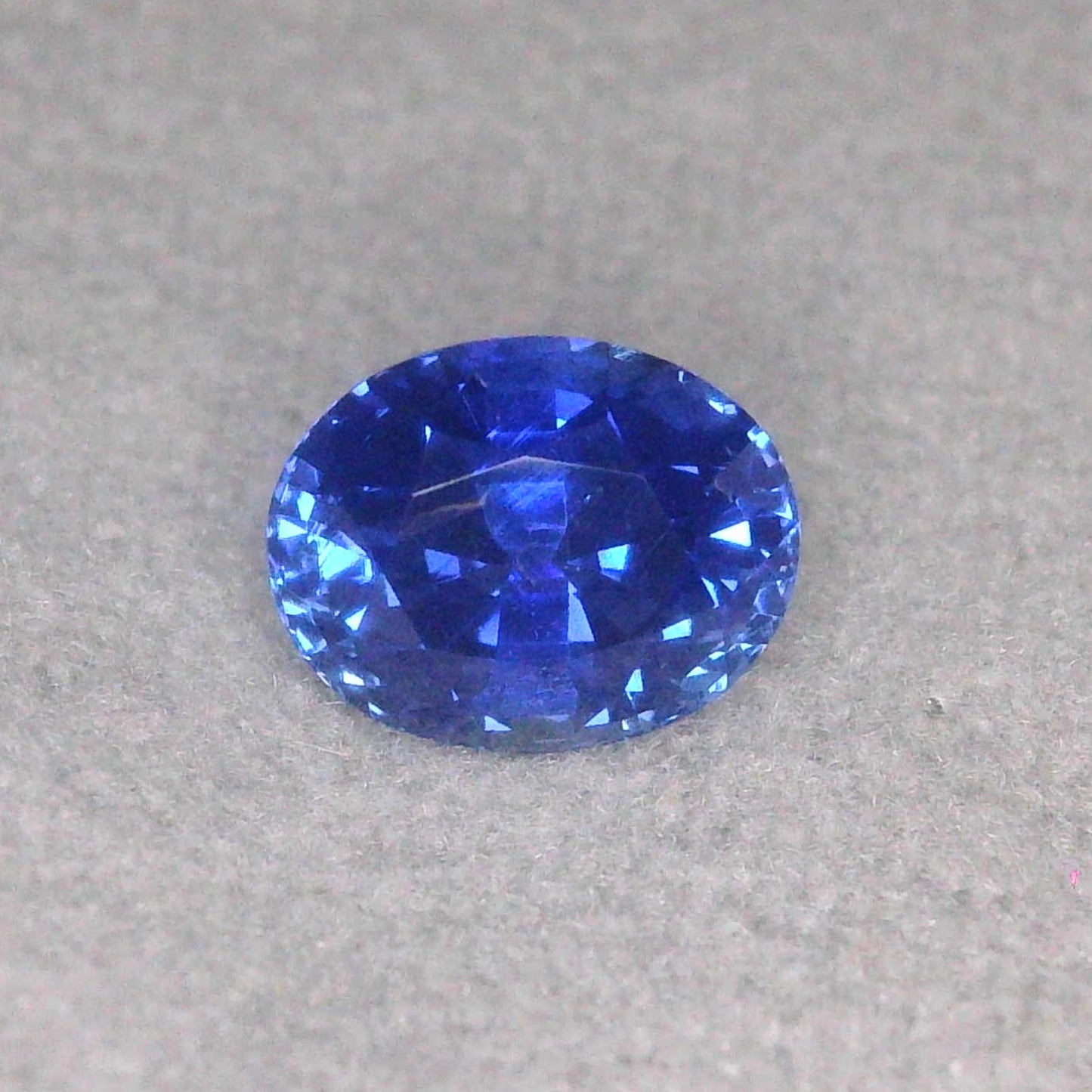 1.8 carats unheated Ceylon Sapphire