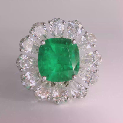 3.04 carats Muzo Green Columbia Emerald transformable ring and pendant